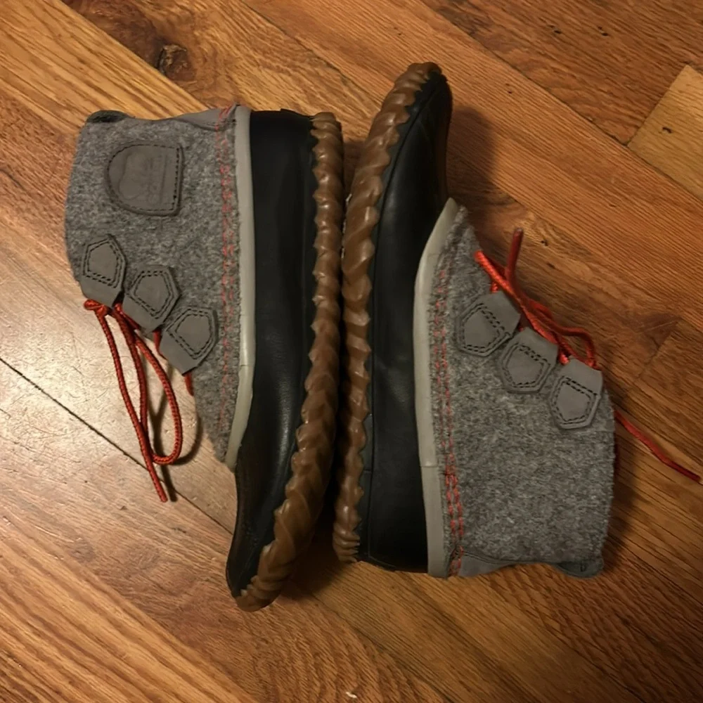 Sorel good used